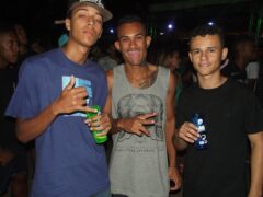 Oktober 10 Anos